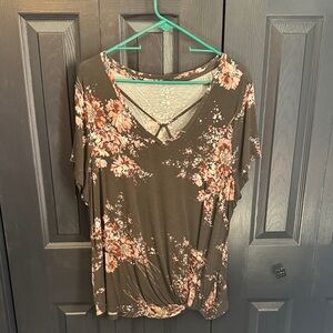 Maurices Floral Print Short Sleeve Top